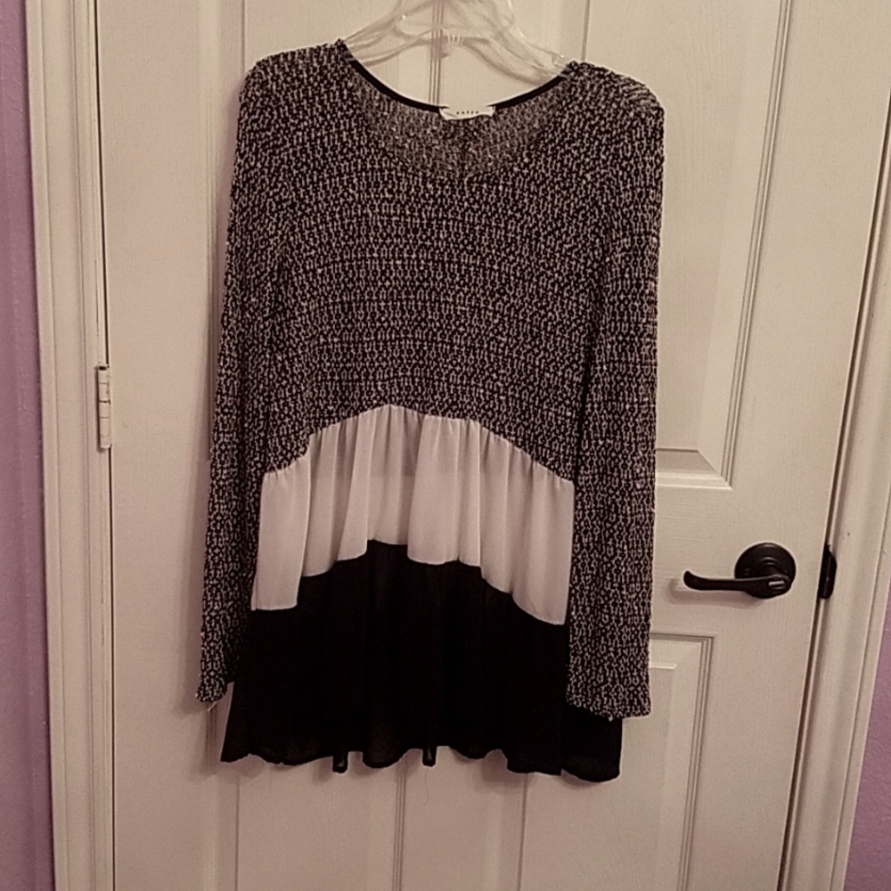 Entro layered top